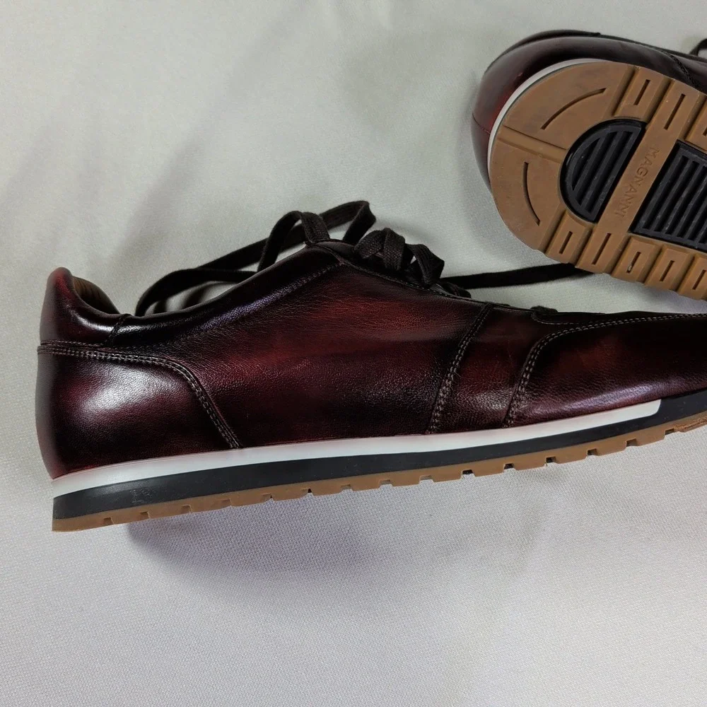 Magnanni hand painted